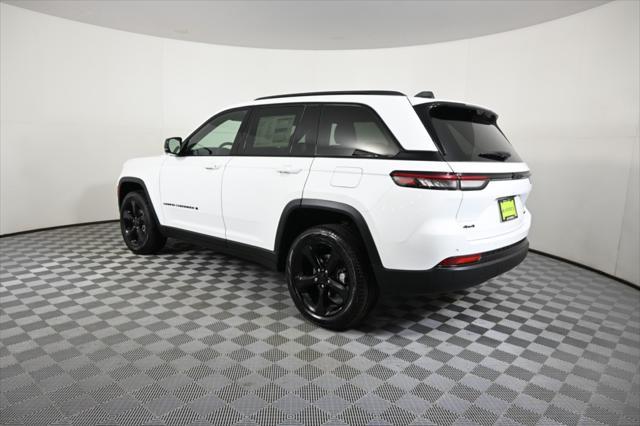 new 2025 Jeep Grand Cherokee car, priced at $48,499