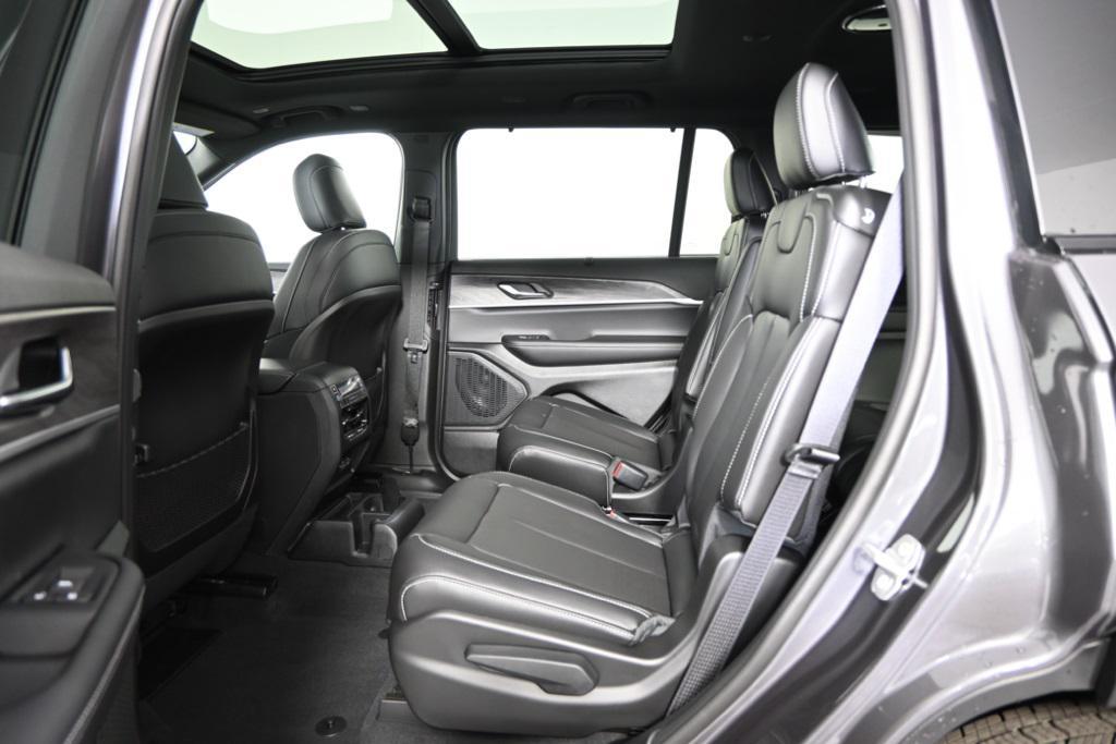 new 2025 Jeep Grand Cherokee L car, priced at $47,899