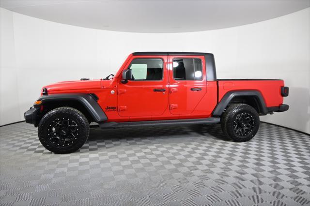 used 2020 Jeep Gladiator car, priced at $27,499