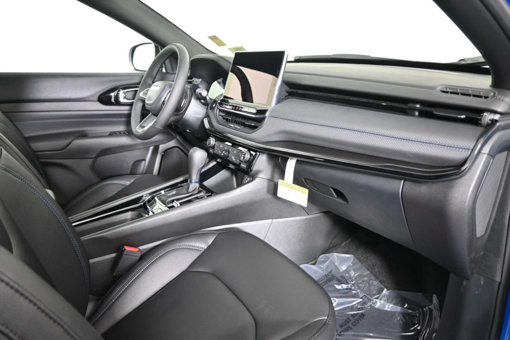 new 2026 Jeep Compass car, priced at $33,699