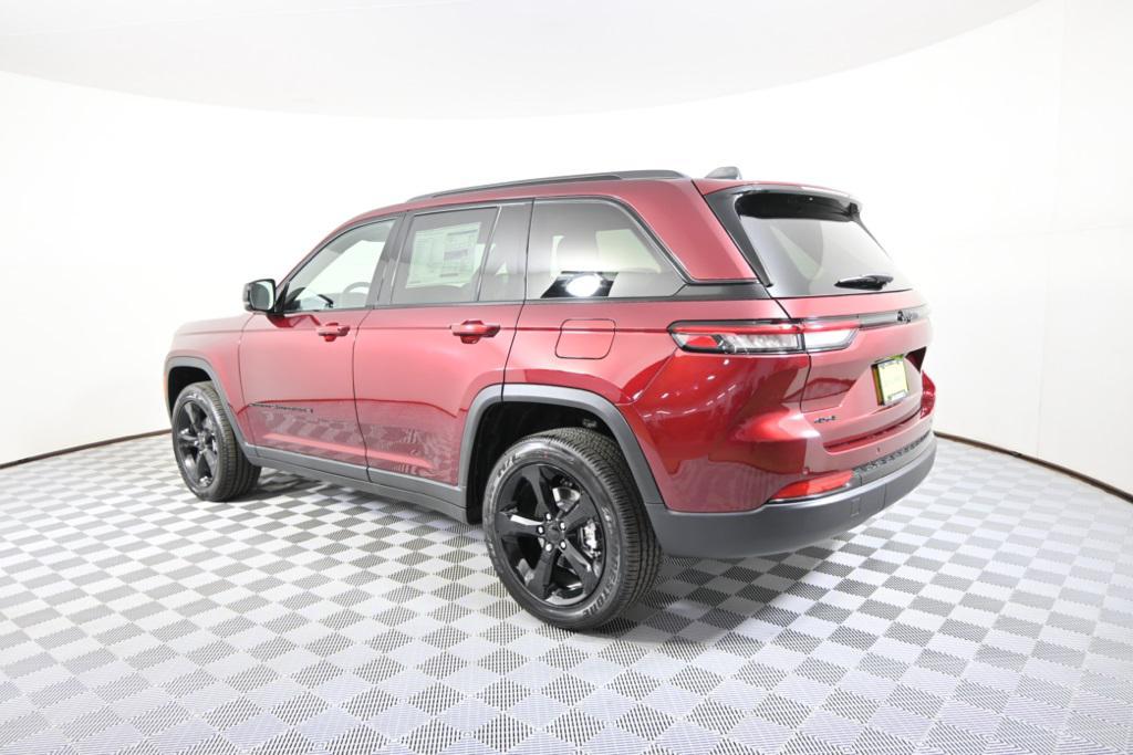 new 2025 Jeep Grand Cherokee car, priced at $41,699
