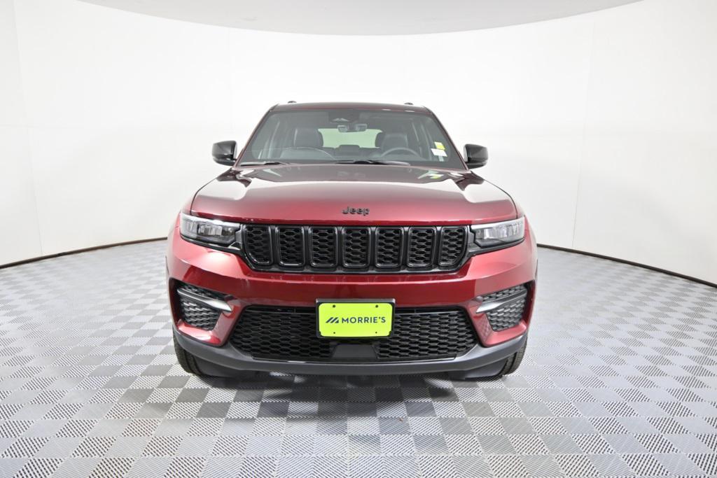 new 2025 Jeep Grand Cherokee car, priced at $41,699
