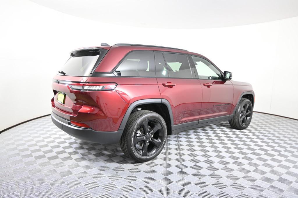 new 2025 Jeep Grand Cherokee car, priced at $41,699