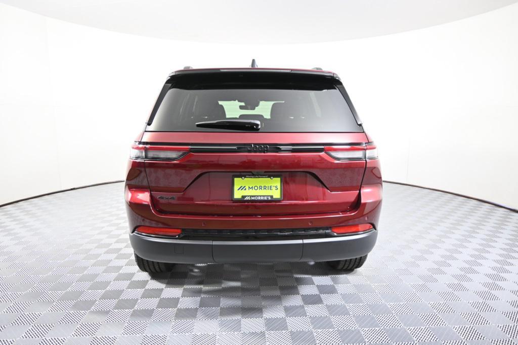 new 2025 Jeep Grand Cherokee car, priced at $41,699