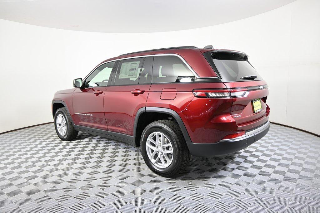 new 2025 Jeep Grand Cherokee car, priced at $38,199