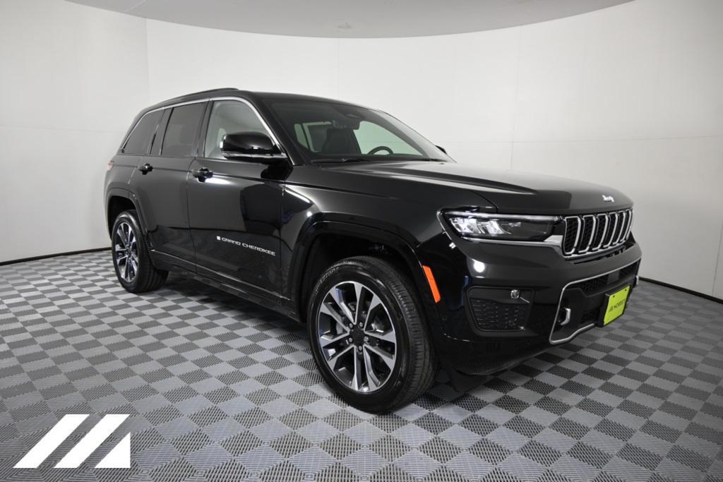 new 2024 Jeep Grand Cherokee car, priced at $51,699