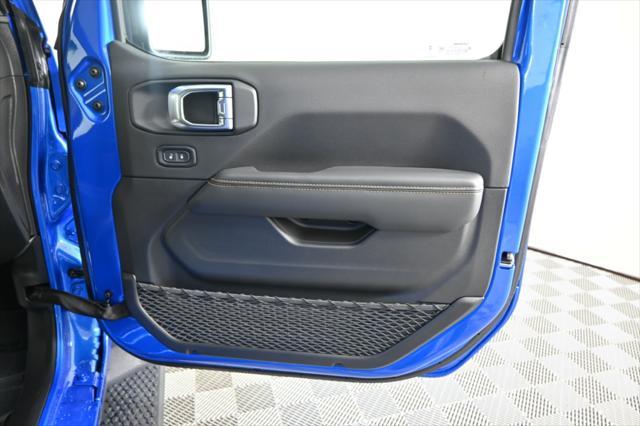 new 2025 Jeep Wrangler car, priced at $49,799