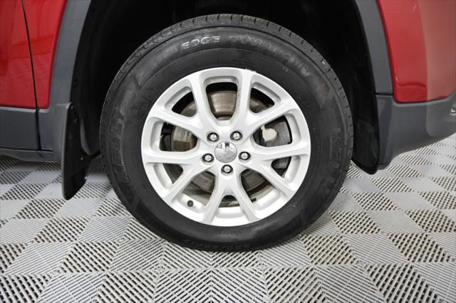 used 2016 Jeep Cherokee car, priced at $12,695