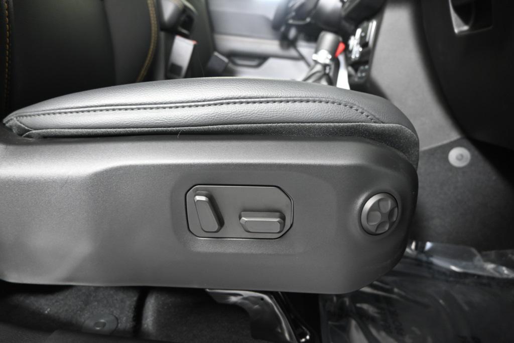 new 2025 Jeep Wrangler car, priced at $62,499