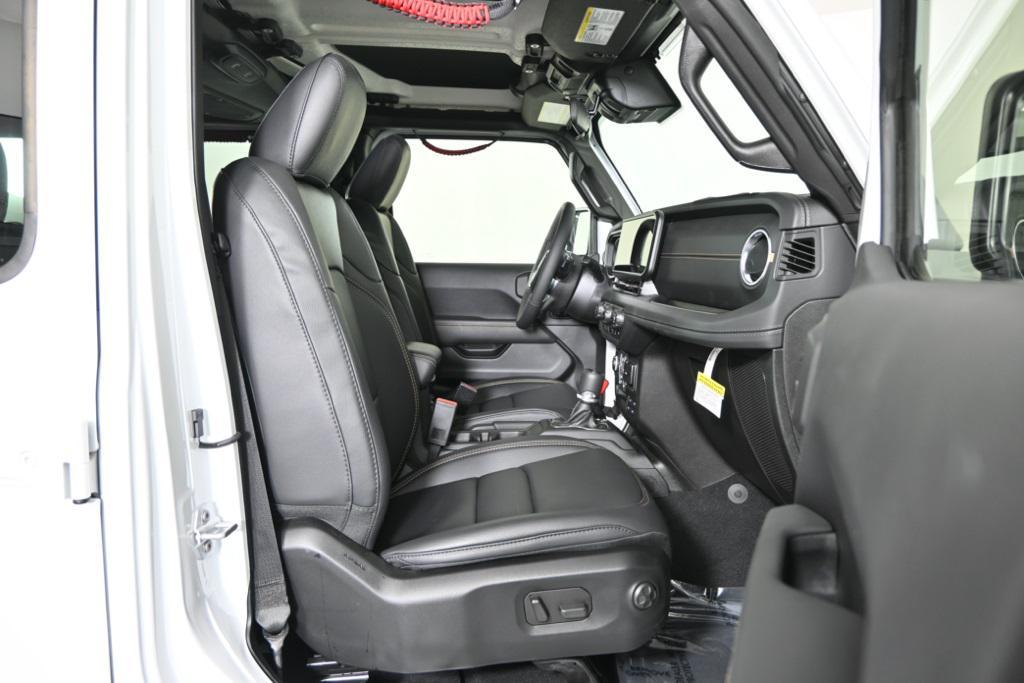 new 2025 Jeep Wrangler car, priced at $62,499