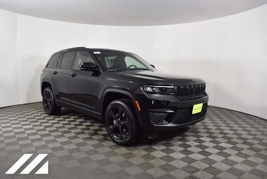 new 2024 Jeep Grand Cherokee car, priced at $44,999