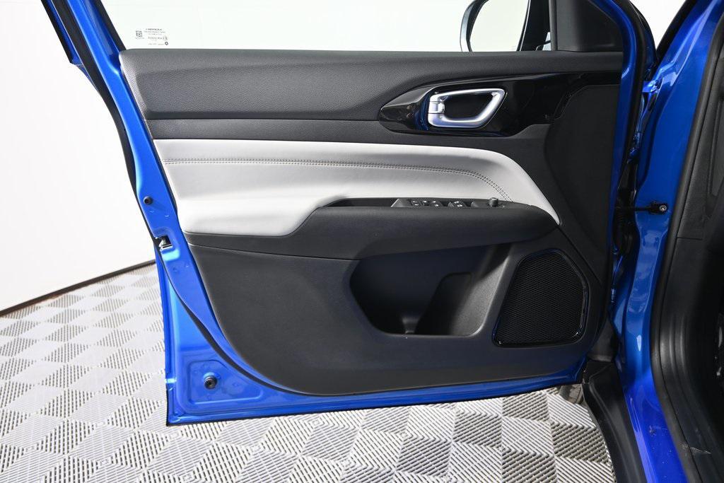 new 2026 Jeep Compass car, priced at $31,299