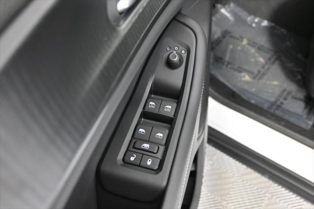 new 2025 Jeep Grand Cherokee car, priced at $40,799