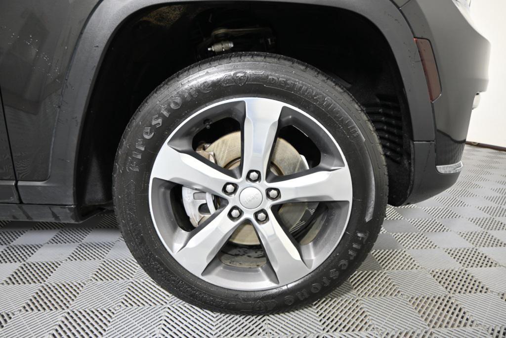 used 2022 Jeep Grand Cherokee L car, priced at $27,495
