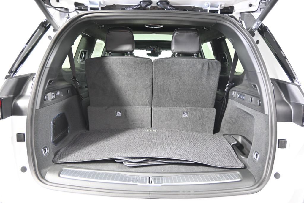 new 2025 Jeep Grand Cherokee L car, priced at $67,499