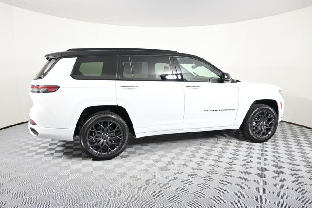new 2025 Jeep Grand Cherokee L car, priced at $67,499