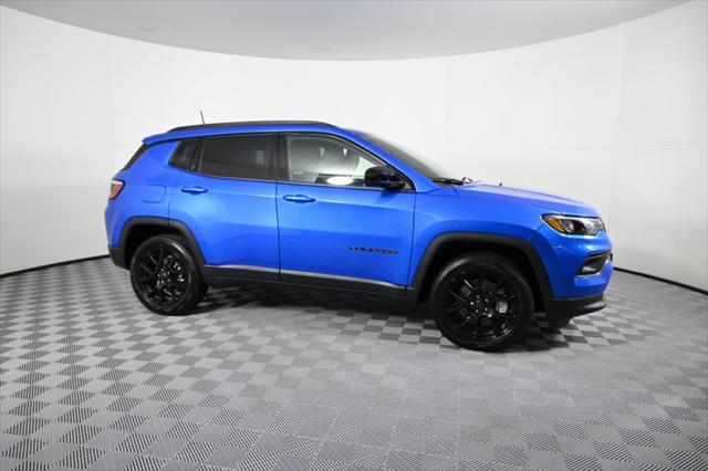 new 2025 Jeep Compass car, priced at $28,499