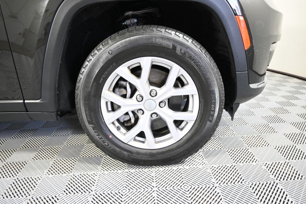 used 2021 Jeep Grand Cherokee L car, priced at $28,999