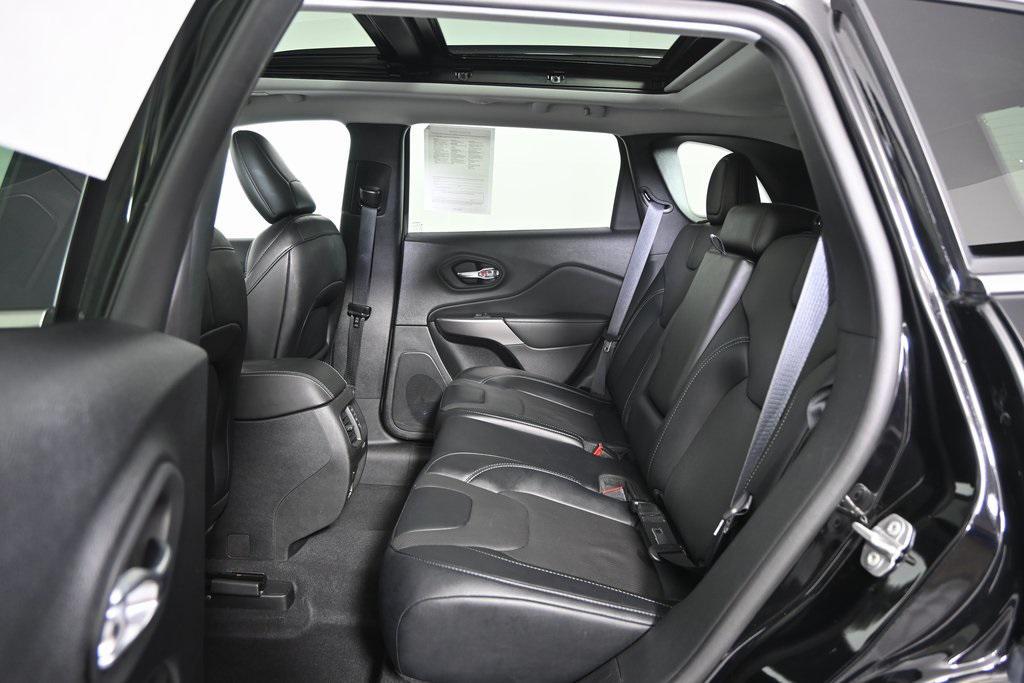 used 2022 Jeep Cherokee car, priced at $23,799