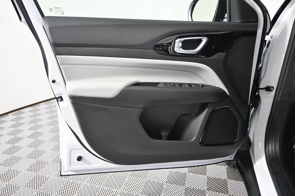 new 2026 Jeep Compass car, priced at $31,399