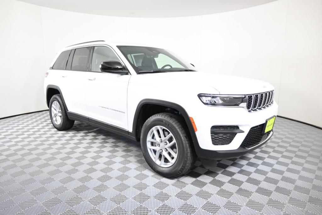 new 2025 Jeep Grand Cherokee car, priced at $37,399