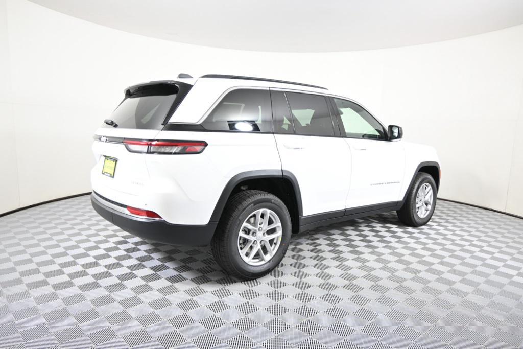 new 2025 Jeep Grand Cherokee car, priced at $37,399