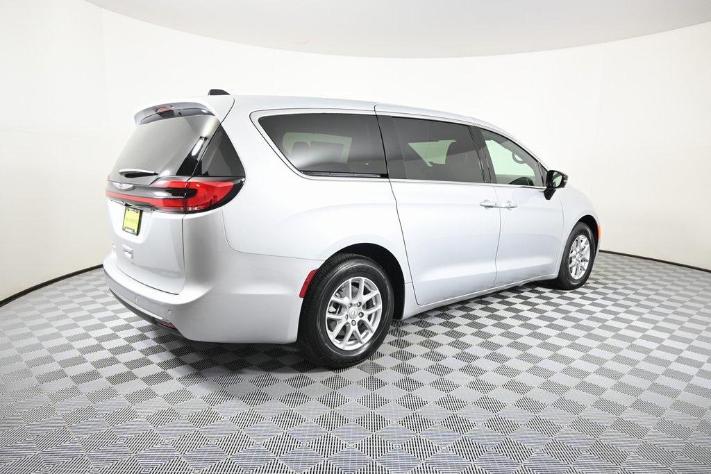 new 2026 Chrysler Pacifica car, priced at $47,415