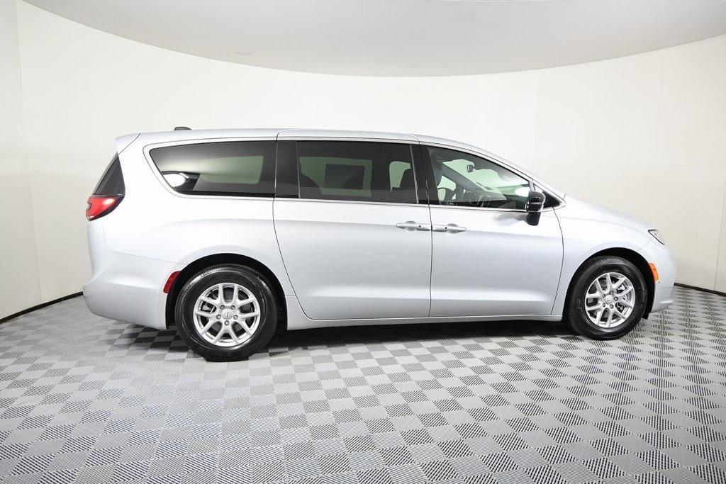 new 2026 Chrysler Pacifica car, priced at $47,415