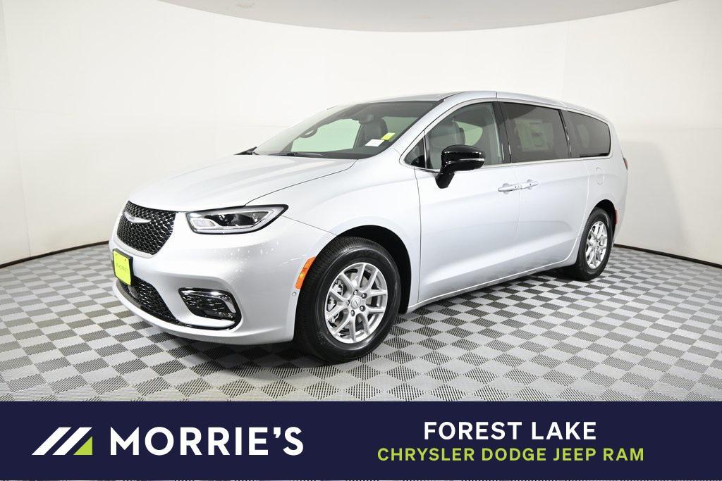new 2026 Chrysler Pacifica car, priced at $47,415