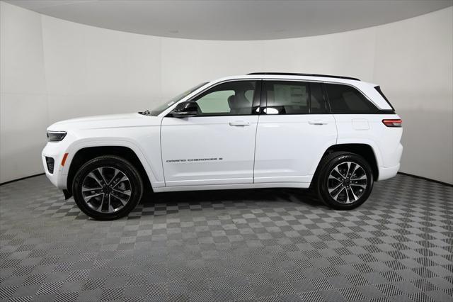 new 2025 Jeep Grand Cherokee car, priced at $52,999