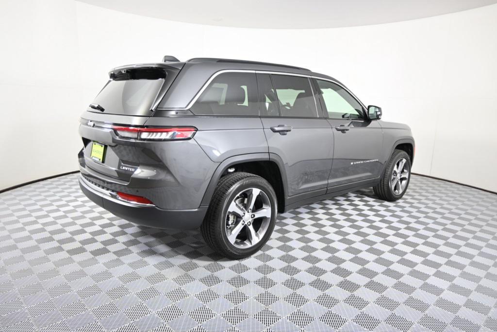 new 2025 Jeep Grand Cherokee car, priced at $47,999
