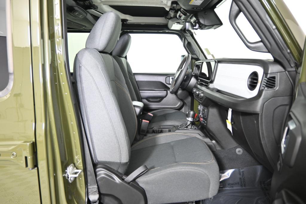used 2024 Jeep Gladiator car, priced at $38,699