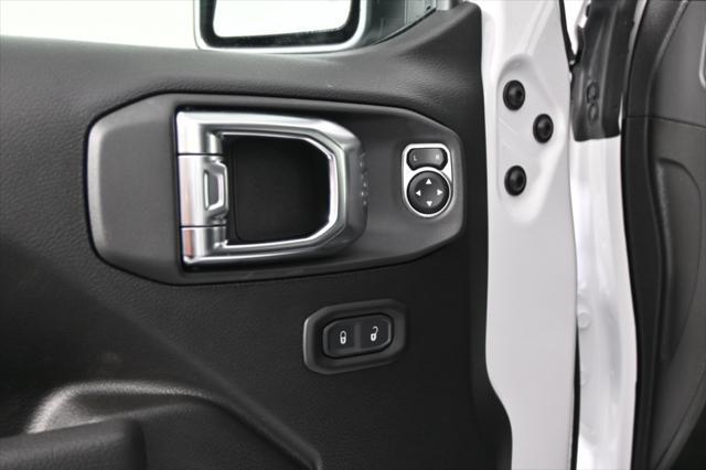 new 2025 Jeep Gladiator car, priced at $46,999