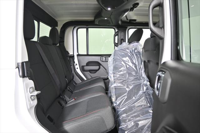 new 2025 Jeep Gladiator car, priced at $46,999