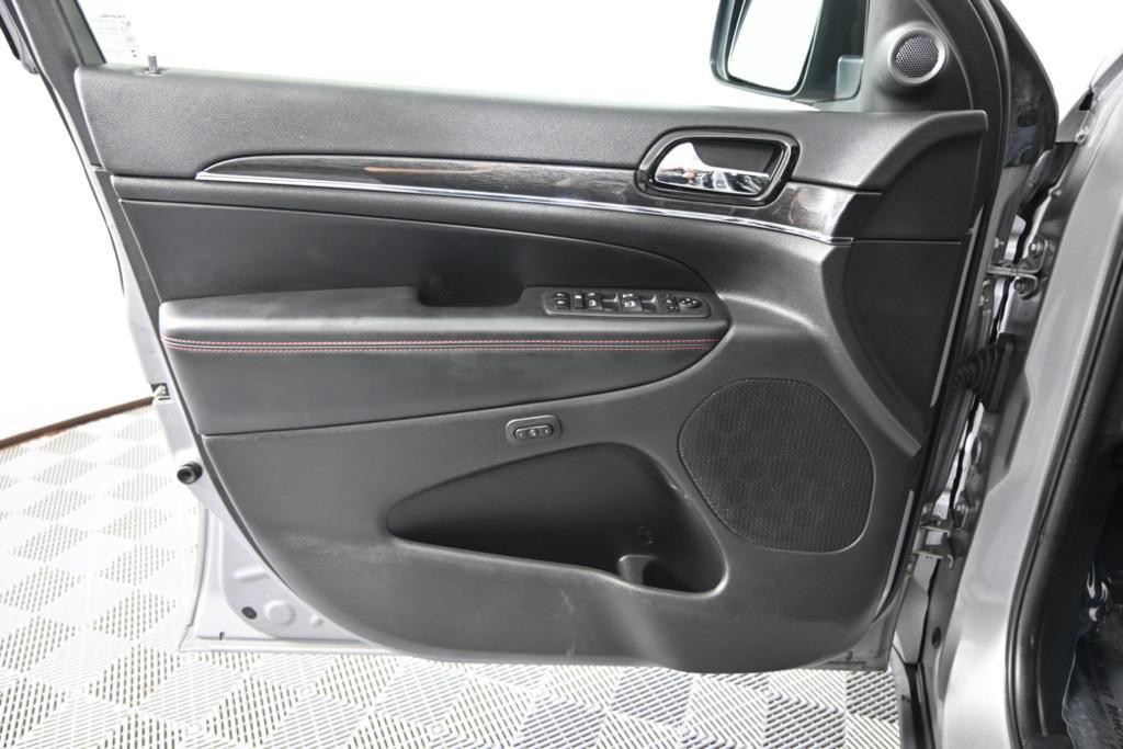 used 2020 Jeep Grand Cherokee car, priced at $24,499