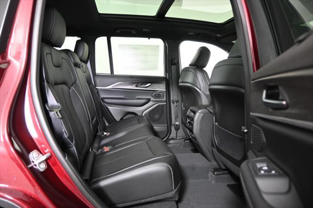 new 2025 Jeep Grand Cherokee car, priced at $48,499