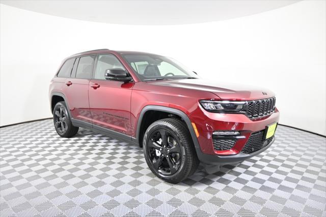 new 2025 Jeep Grand Cherokee car, priced at $48,499