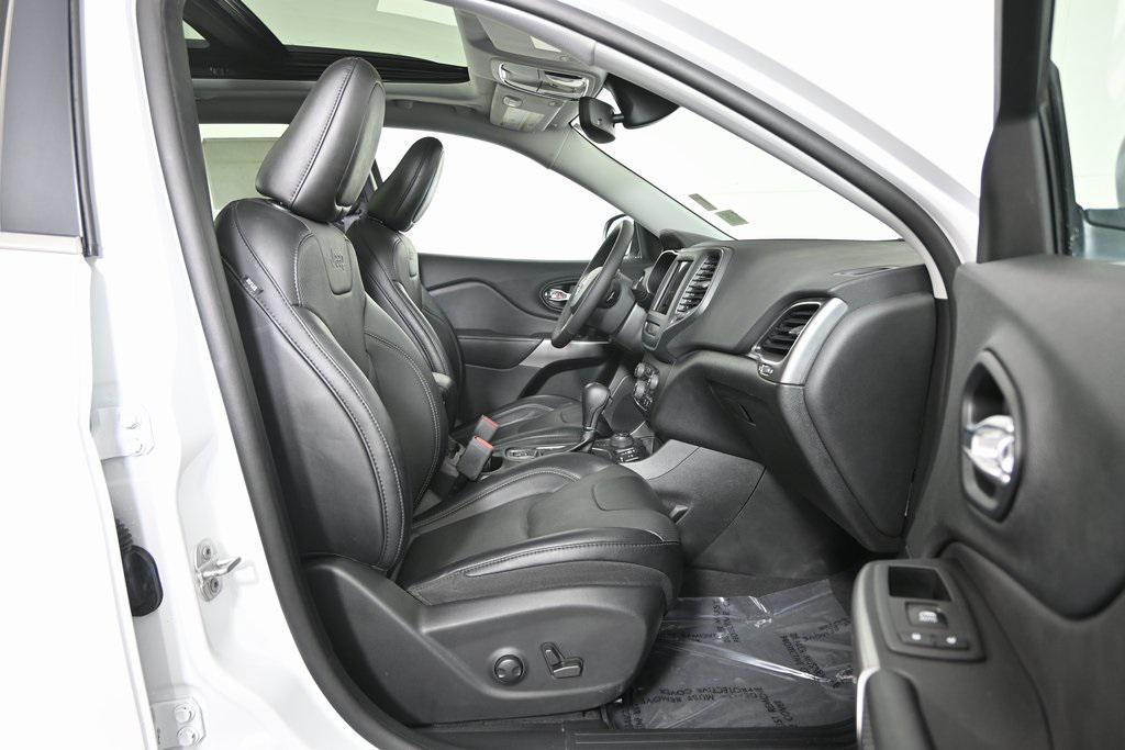 used 2022 Jeep Cherokee car, priced at $24,499