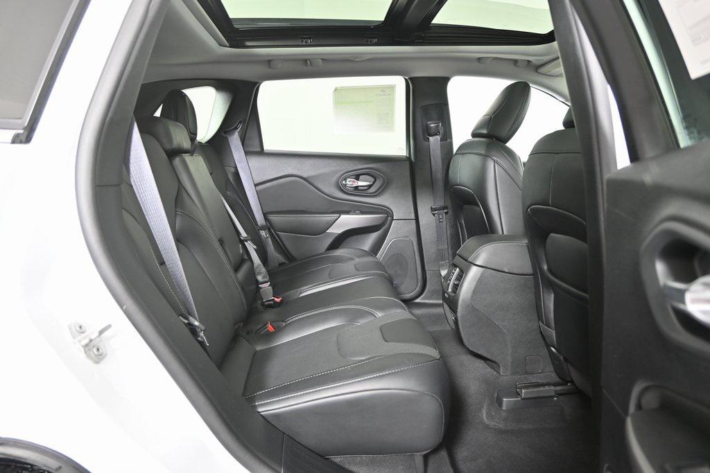 used 2022 Jeep Cherokee car, priced at $24,499