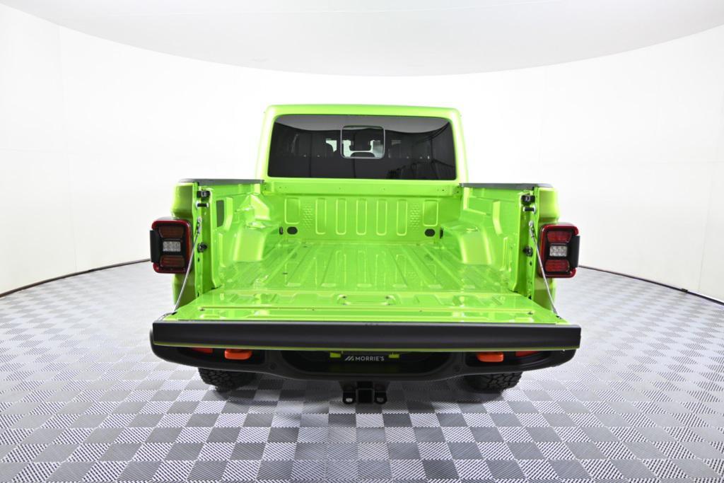new 2025 Jeep Gladiator car, priced at $53,299