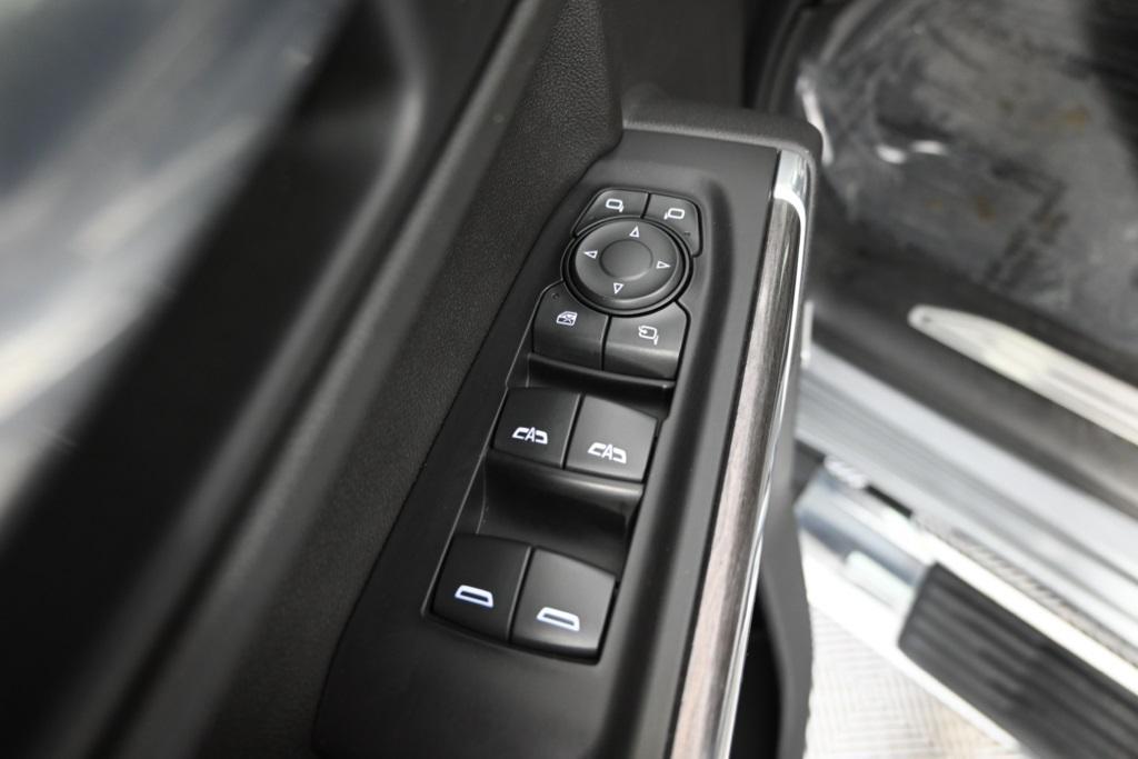 used 2020 Chevrolet Silverado 1500 car, priced at $32,999