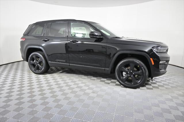 new 2025 Jeep Grand Cherokee car, priced at $50,399