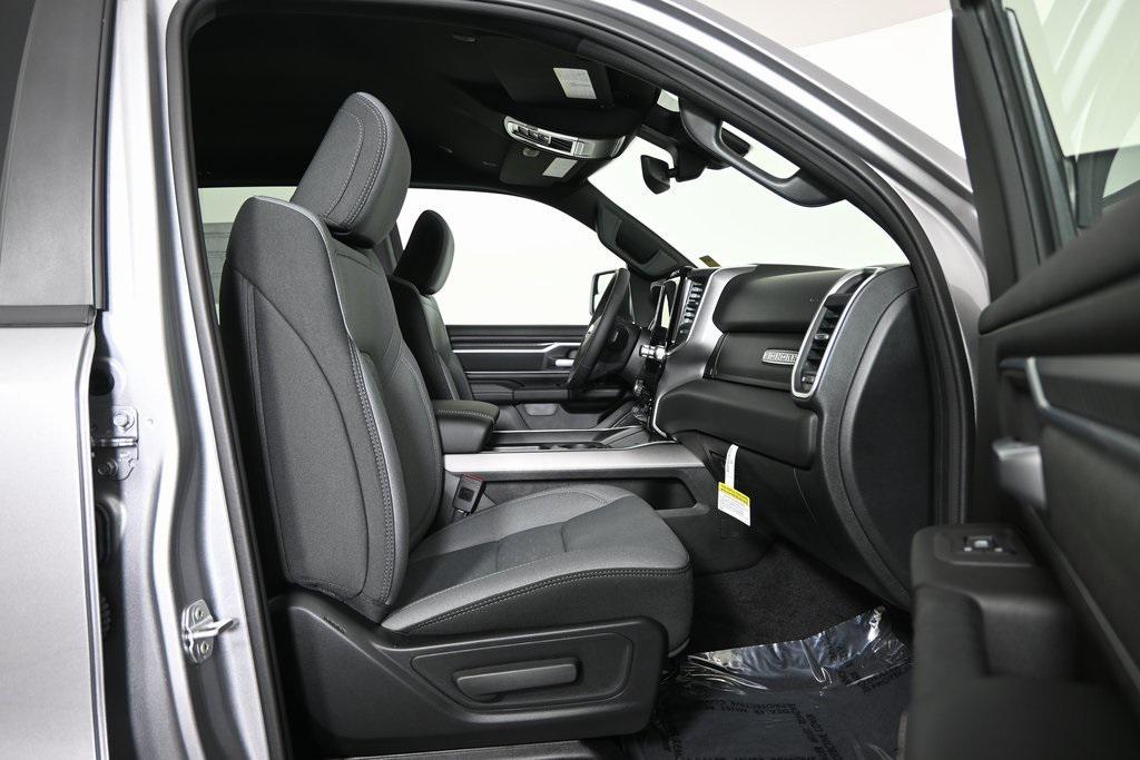 new 2025 Ram 1500 car, priced at $43,999