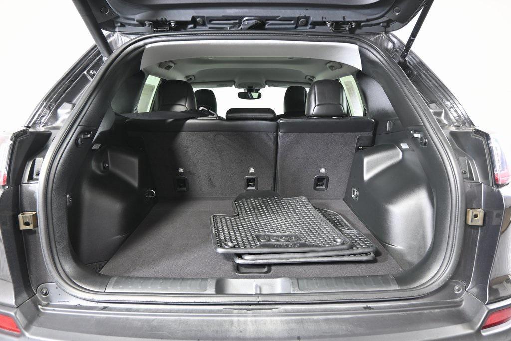 used 2022 Jeep Cherokee car, priced at $26,499