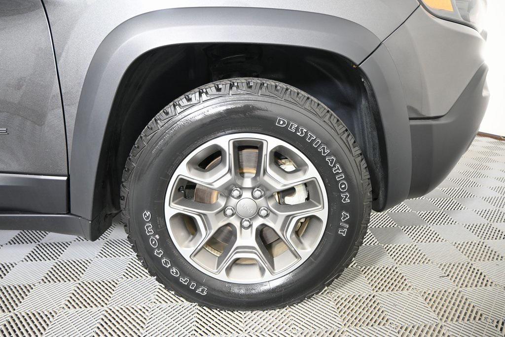 used 2022 Jeep Cherokee car, priced at $26,499