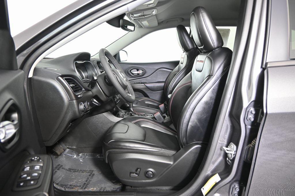 used 2022 Jeep Cherokee car, priced at $26,499