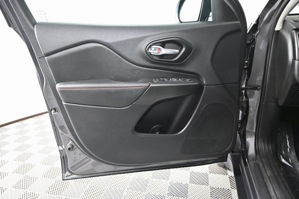 used 2022 Jeep Cherokee car, priced at $26,499