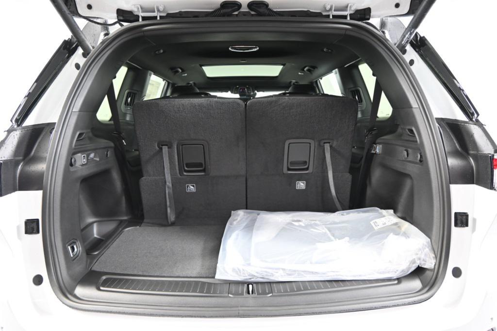 new 2025 Jeep Grand Cherokee L car, priced at $47,399