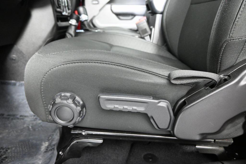used 2022 Jeep Gladiator car, priced at $32,299