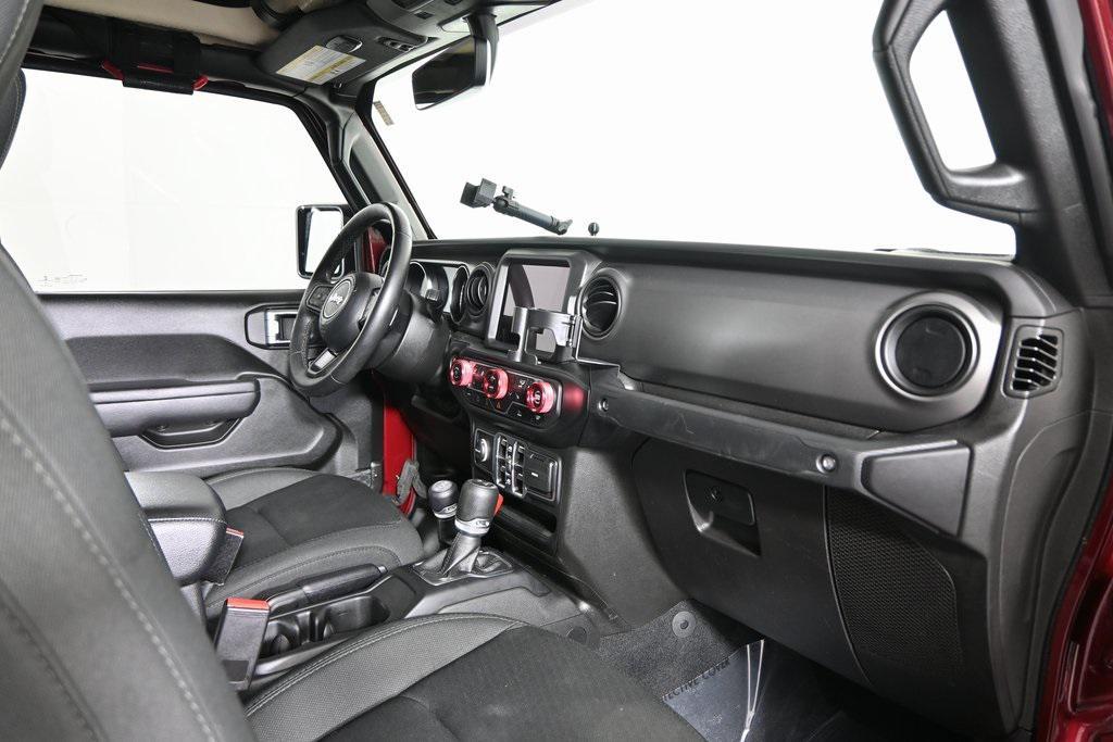 used 2022 Jeep Gladiator car, priced at $32,299